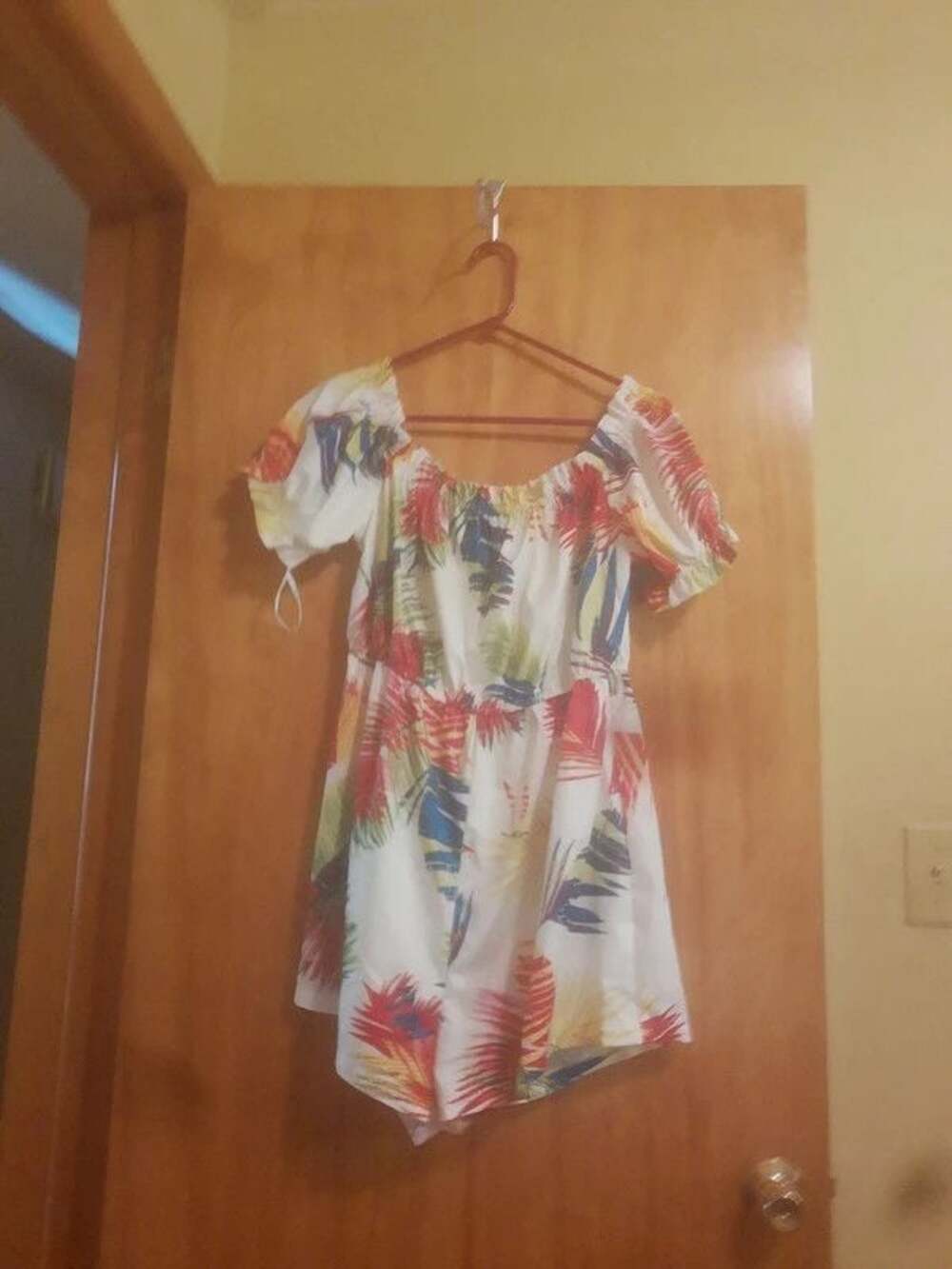 Tropical Print Off the shoulder Romper Xl